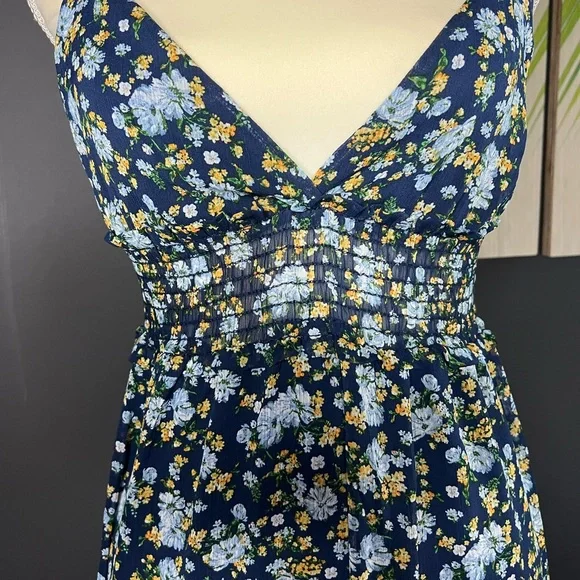 Lush Smocked Cami Floral Print Maxi Dress - Picture 4 of 7